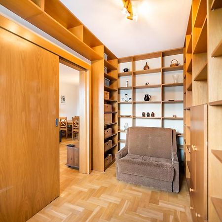 Woronicza Homey Wooden Apartment Varşovia Exterior foto