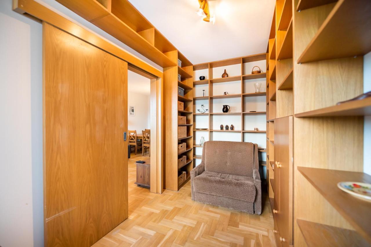 Woronicza Homey Wooden Apartment Varşovia Exterior foto