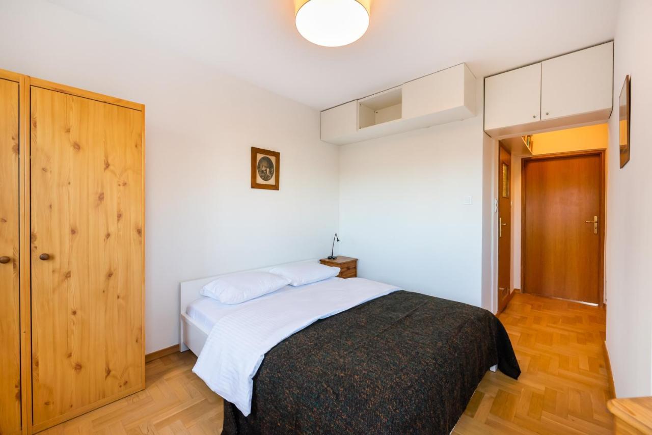 Woronicza Homey Wooden Apartment Varşovia Exterior foto