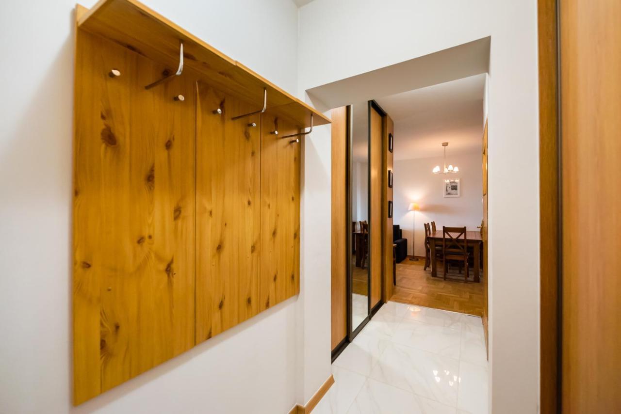 Woronicza Homey Wooden Apartment Varşovia Exterior foto