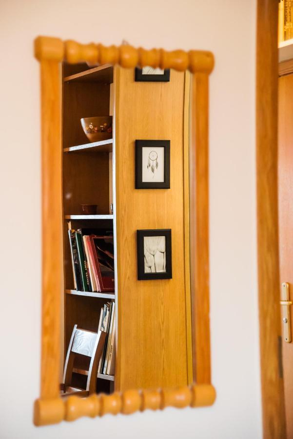 Woronicza Homey Wooden Apartment Varşovia Exterior foto